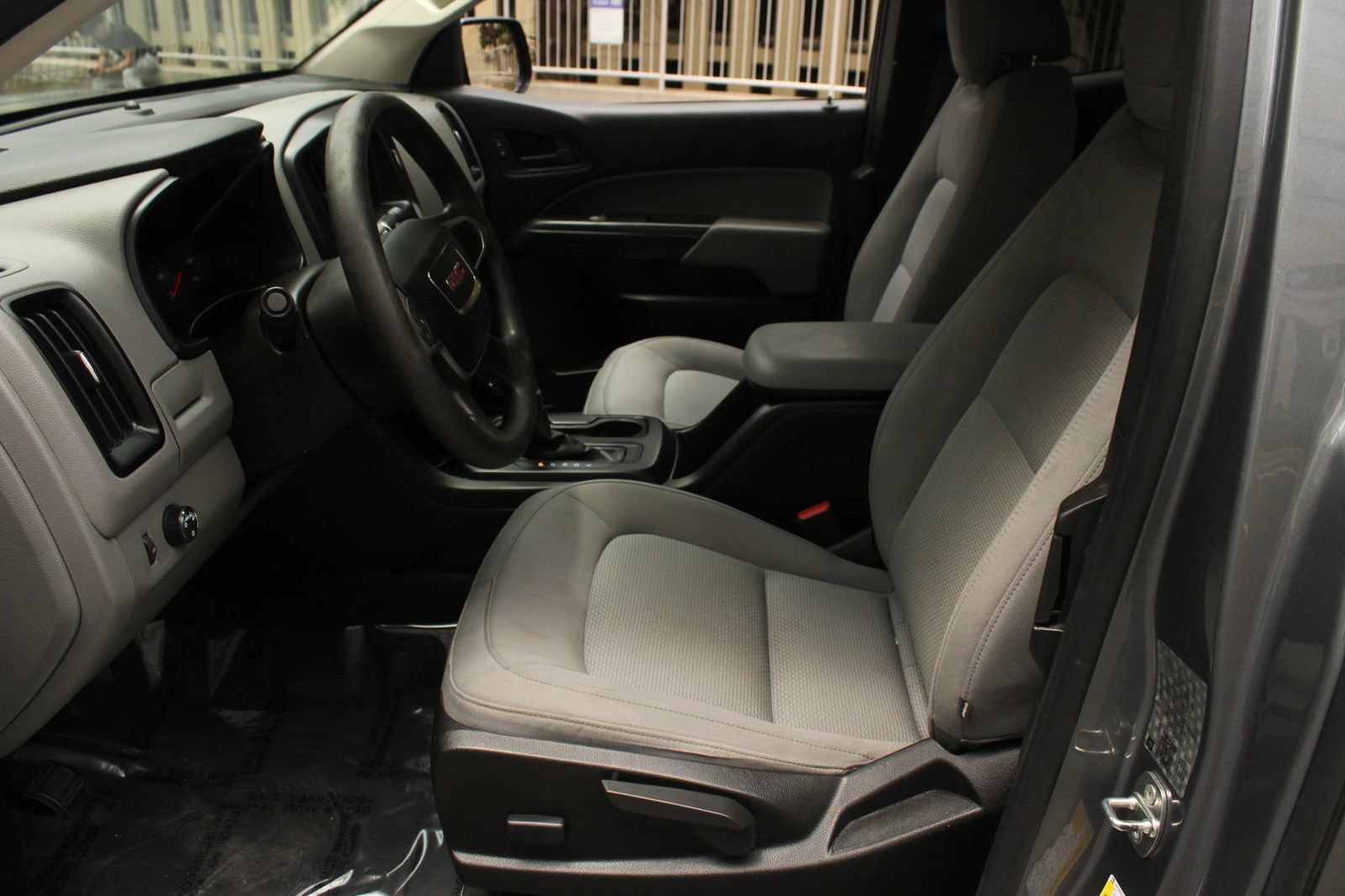 Used 2019 GMC Canyon W/T w/ Convenience Package RWD image 14