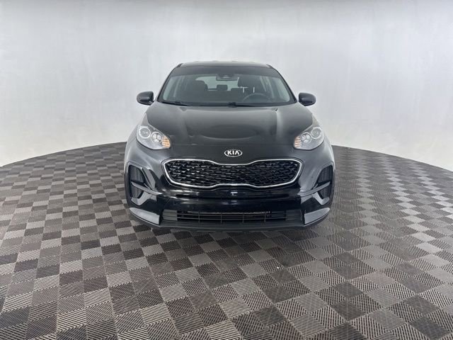 Used 2022 Kia Sportage LX image 2