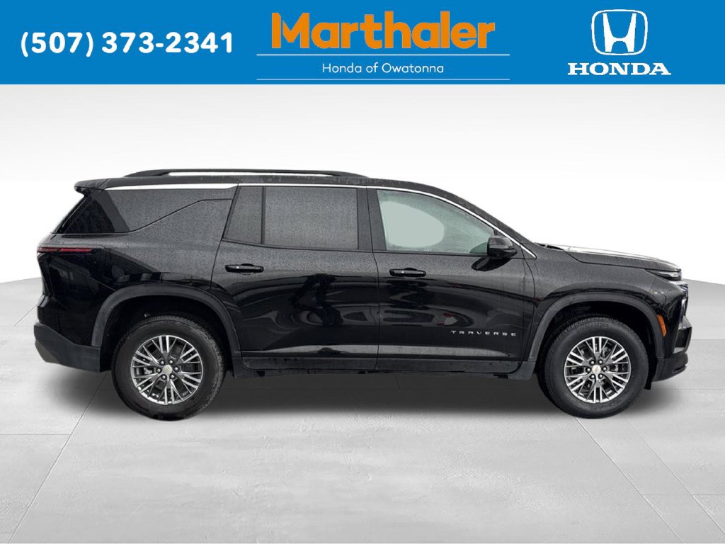 Used 2026 Chevrolet Traverse LT w/ Driver Confidence Package AWD/4WD image 6