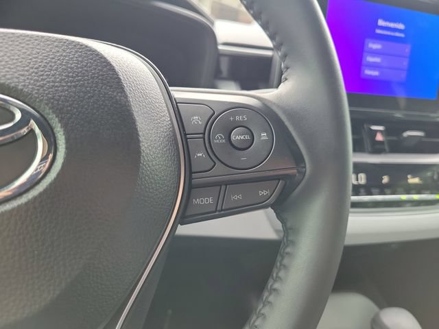 Used 2026 Toyota Corolla SE FWD image 16