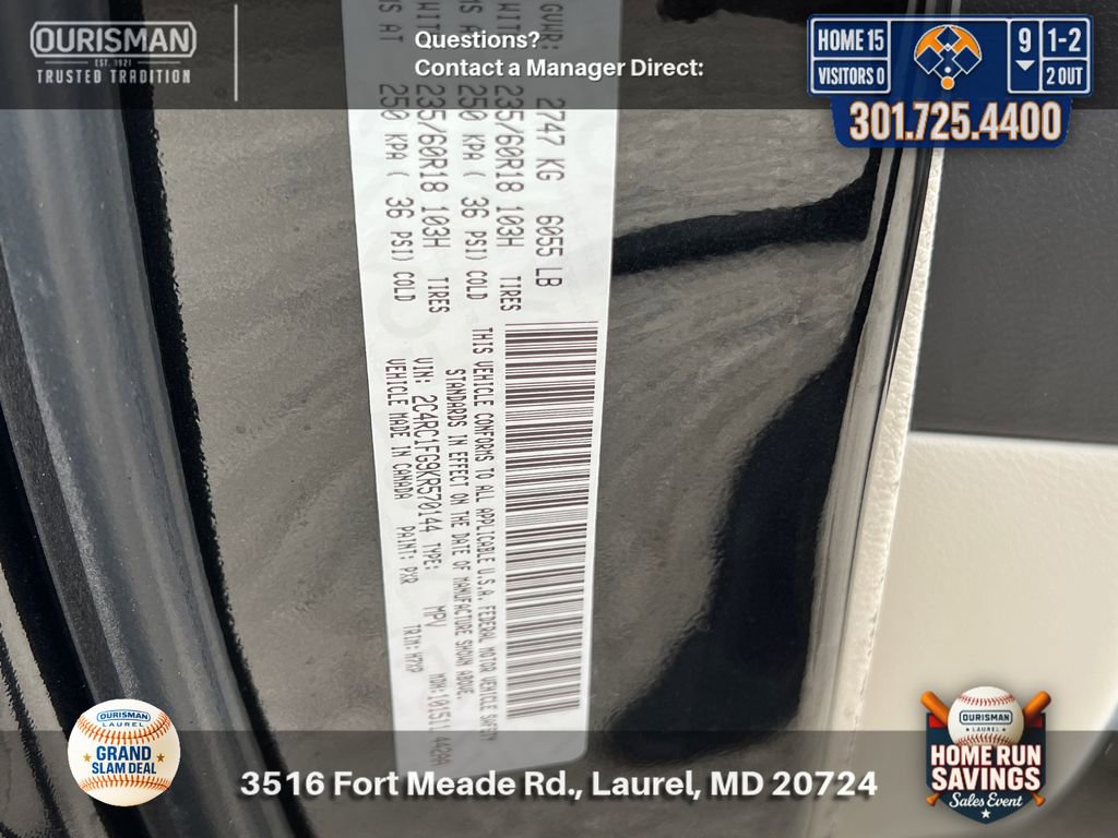 Used 2019 Chrysler Pacifica Touring Plus w/ Tire & Wheel Group FWD image 27