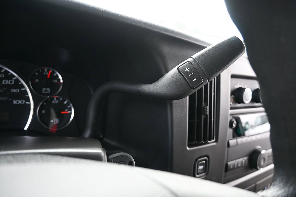 Used 2024 Chevrolet Express 2500 w/ Driver Convenience Package image 10