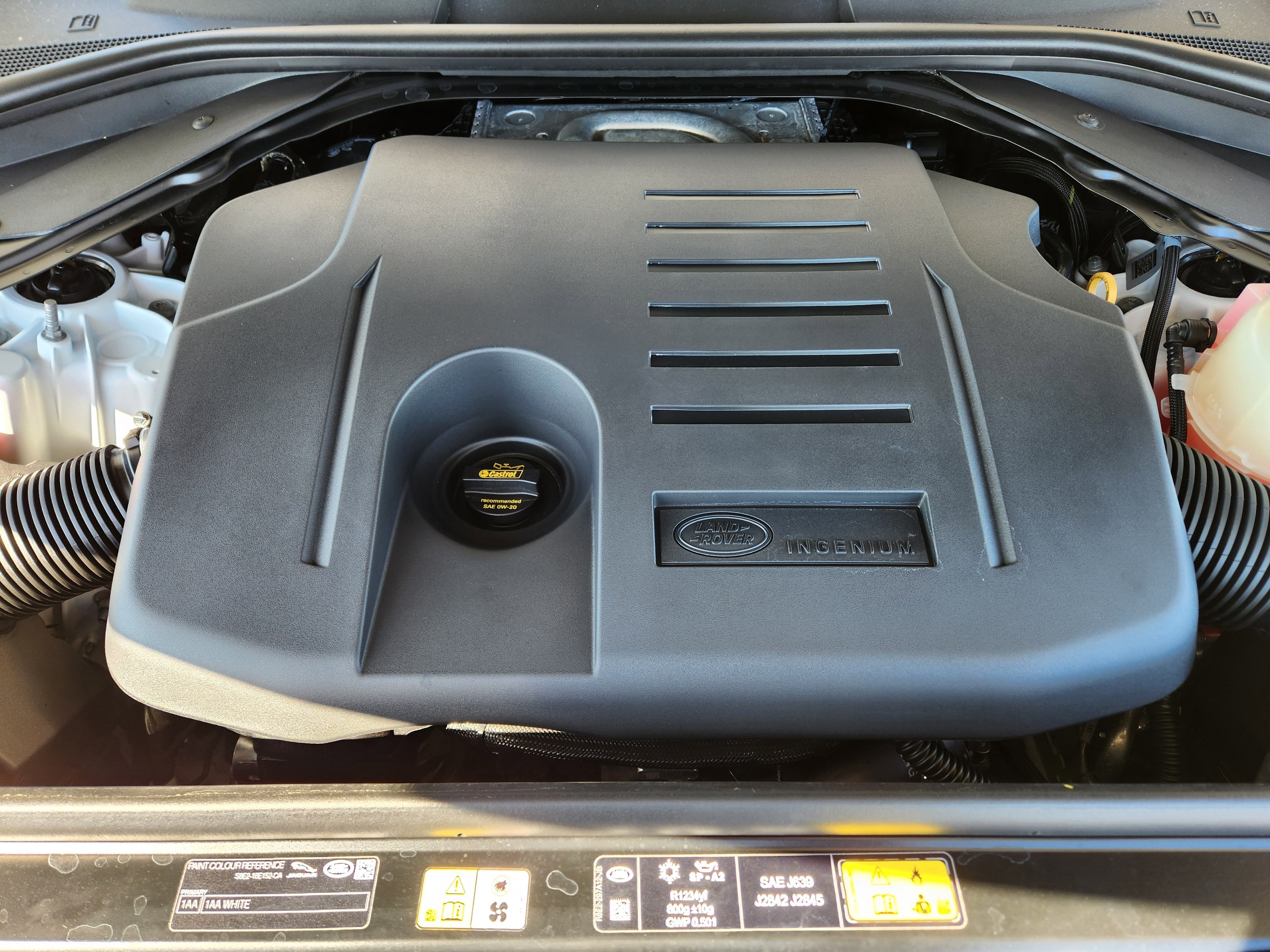 Certified 2026 Land Rover Range Rover Sport SE image 9