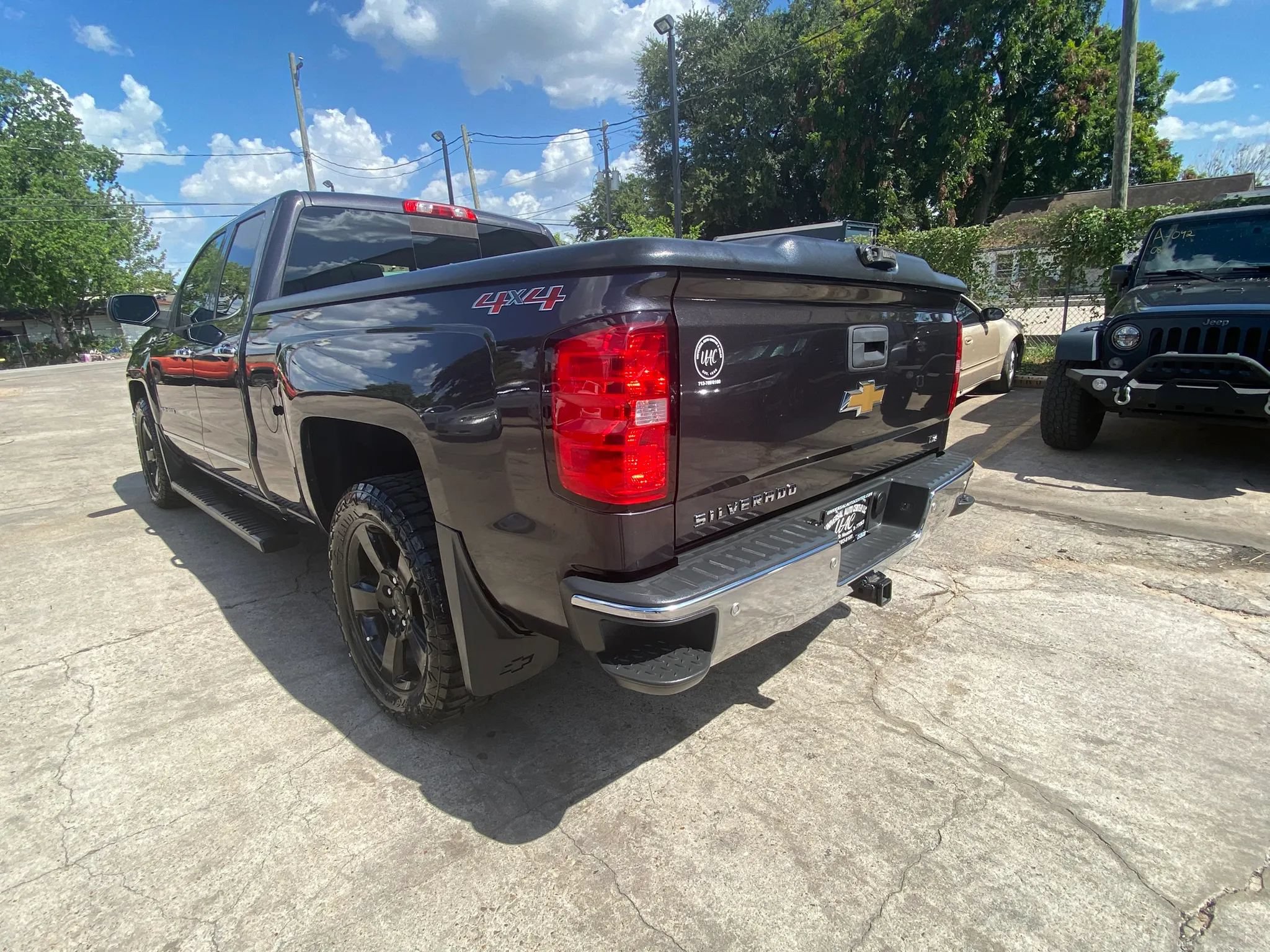 Used 2015 Chevrolet Silverado 1500 LTZ w/ LTZ Plus Package AWD/4WD image 5