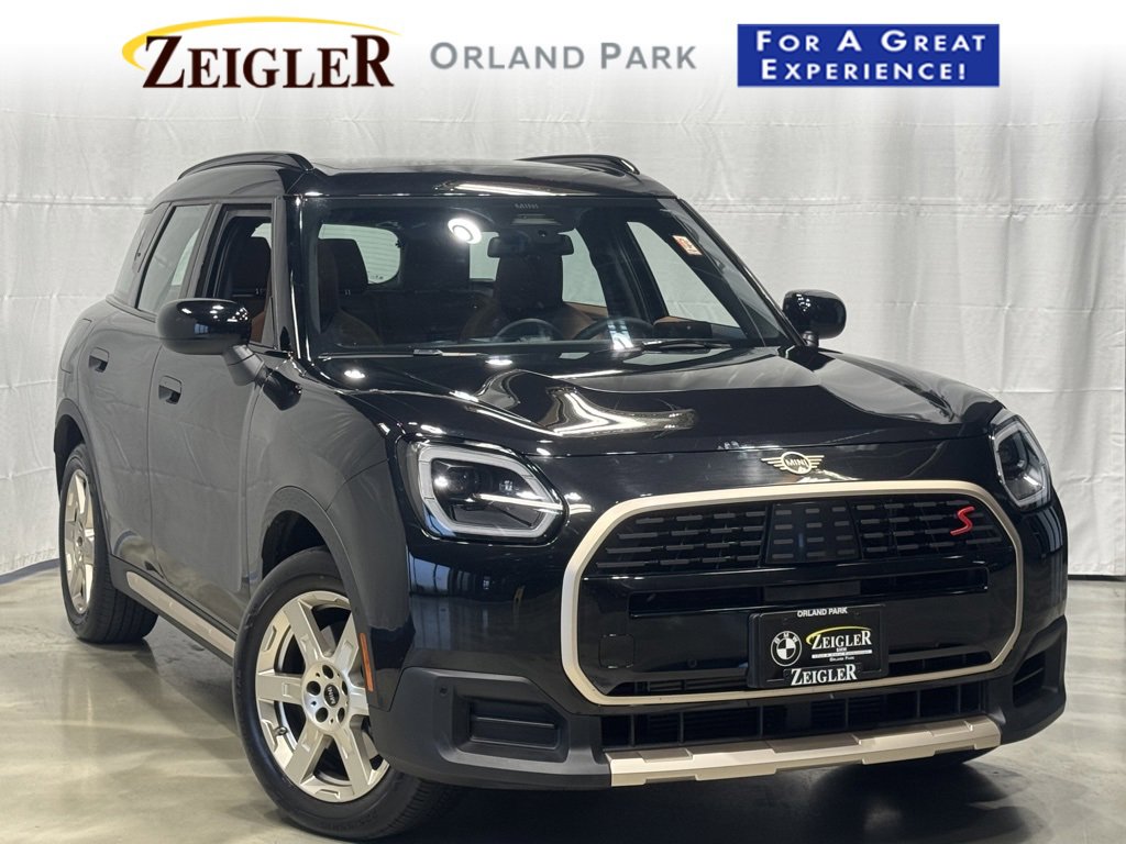 Used 2025 MINI Cooper Countryman S image 1