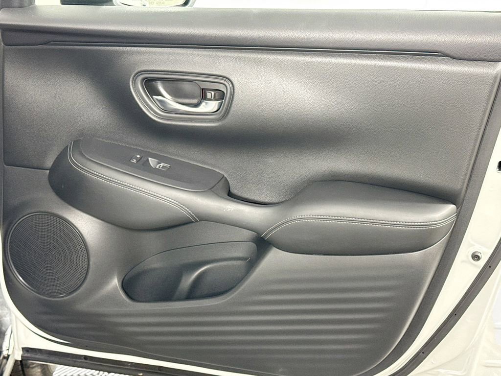 Certified 2023 Honda HR-V EX-L image 29