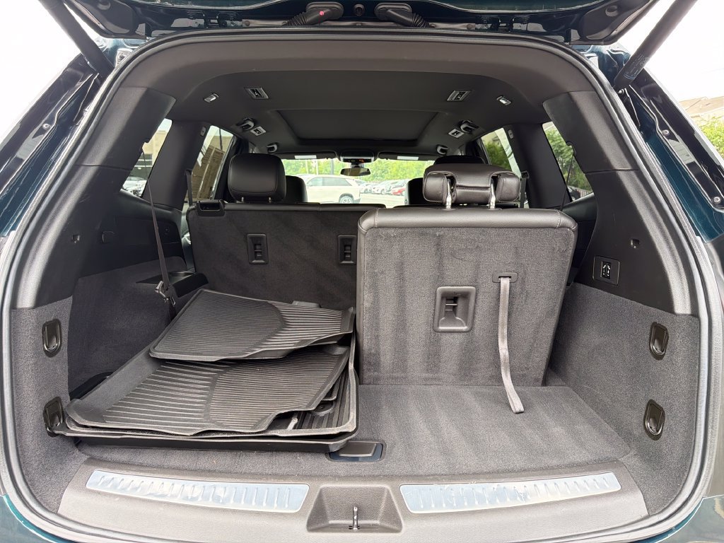 Certified 2024 Cadillac XT6 Luxury w/ LPO, Floor Liner Package AWD/4WD image 14