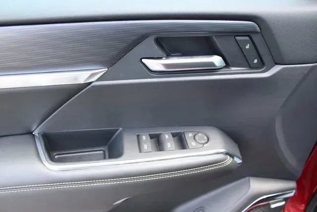 New 2025 GMC Acadia Elevation w/ Elevation Premium Package image 13