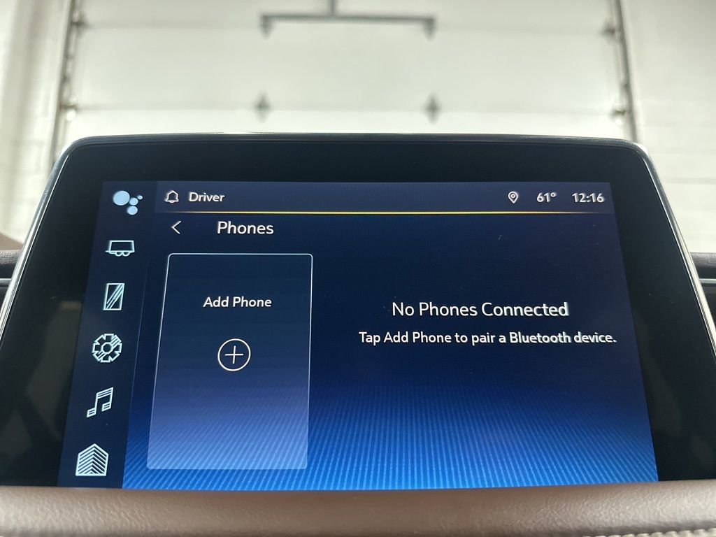 Used 2023 Chevrolet Suburban High Country image 32