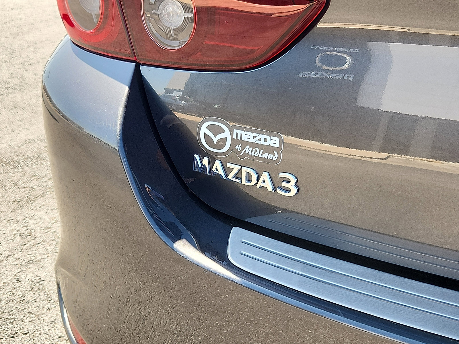Used 2025 MAZDA MAZDA3 s image 10