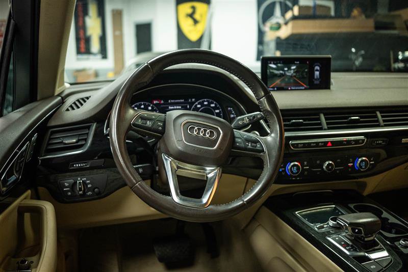 Used 2018 Audi Q7 3.0T Premium Plus w/ Premium Plus Package AWD/4WD image 16