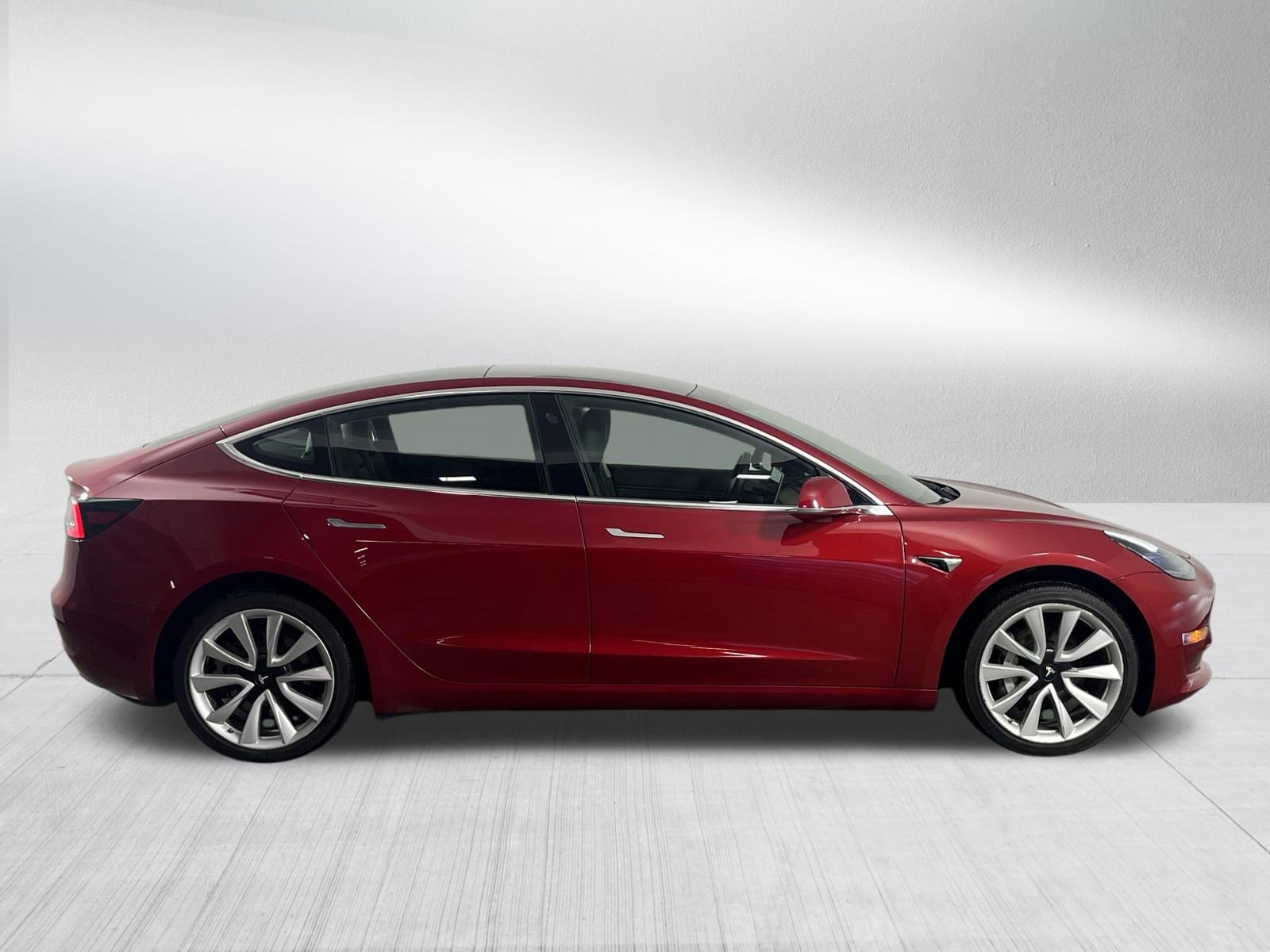 Used 2018 Tesla Model 3 Long Range image 8