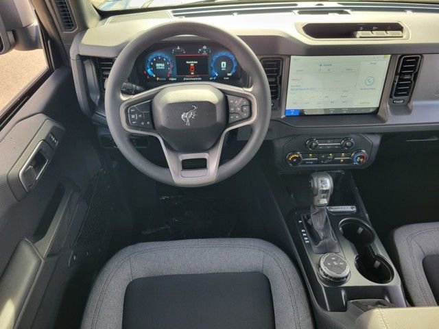 New 2025 Ford Bronco 4-Door image 9