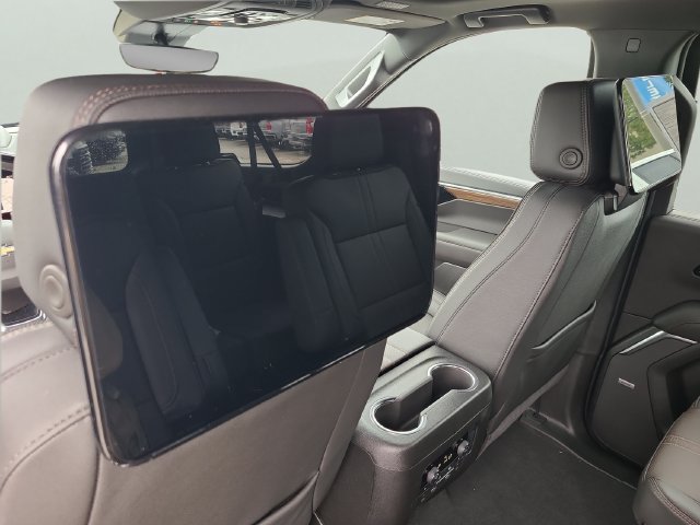 New 2026 Chevrolet Suburban High Country AWD/4WD image 26