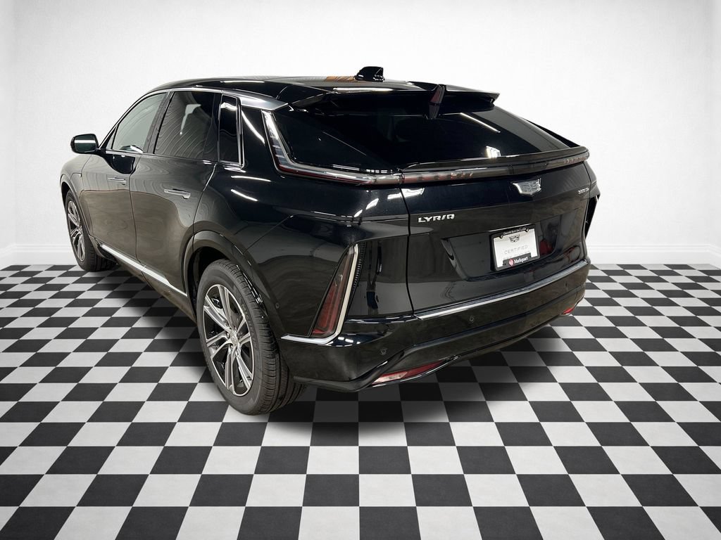 Certified 2024 Cadillac Lyriq Luxury AWD/4WD image 6