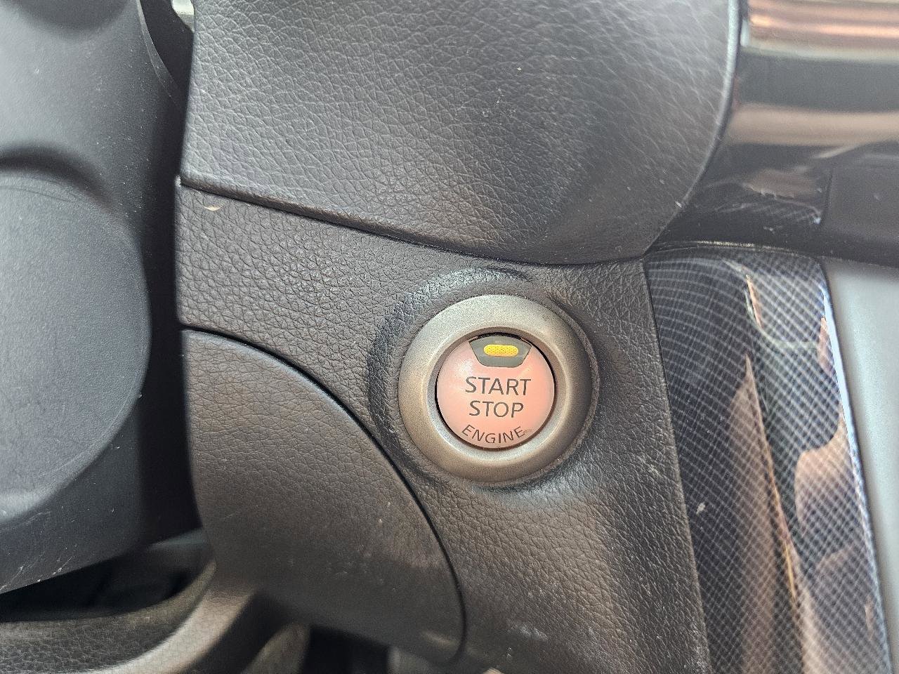 Used 2019 Nissan Sentra SR FWD image 48