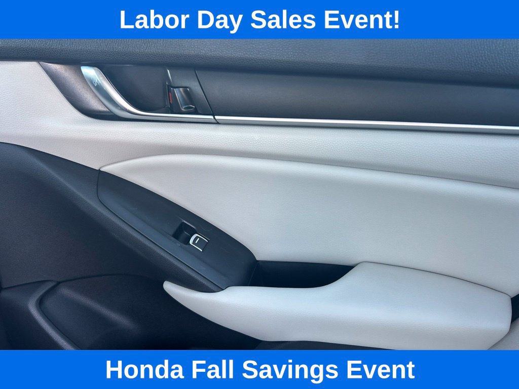 Used 2018 Honda Accord EX image 14