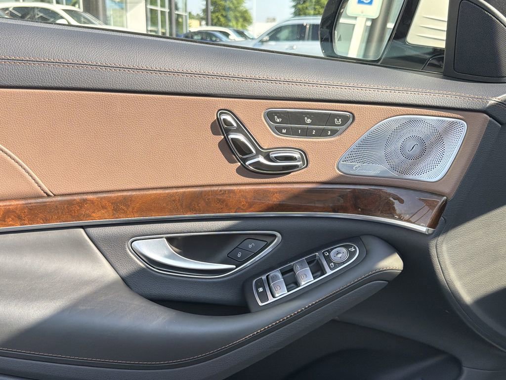 Used 2015 Mercedes-Benz S 550 Sedan image 22