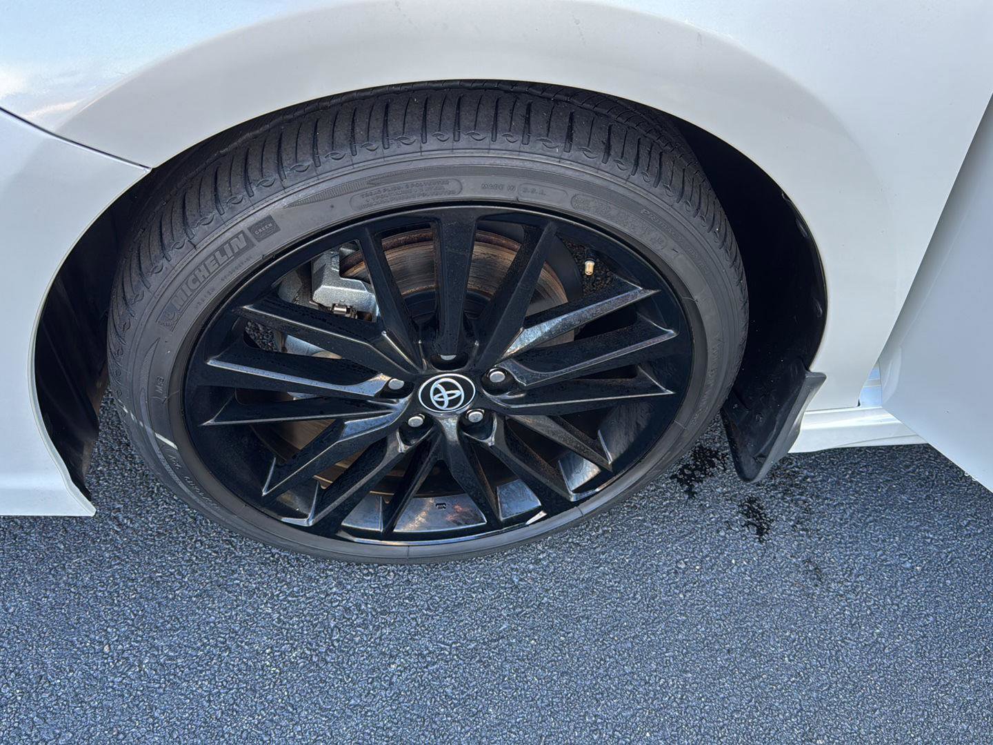 Used 2023 Toyota Camry XSE image 32