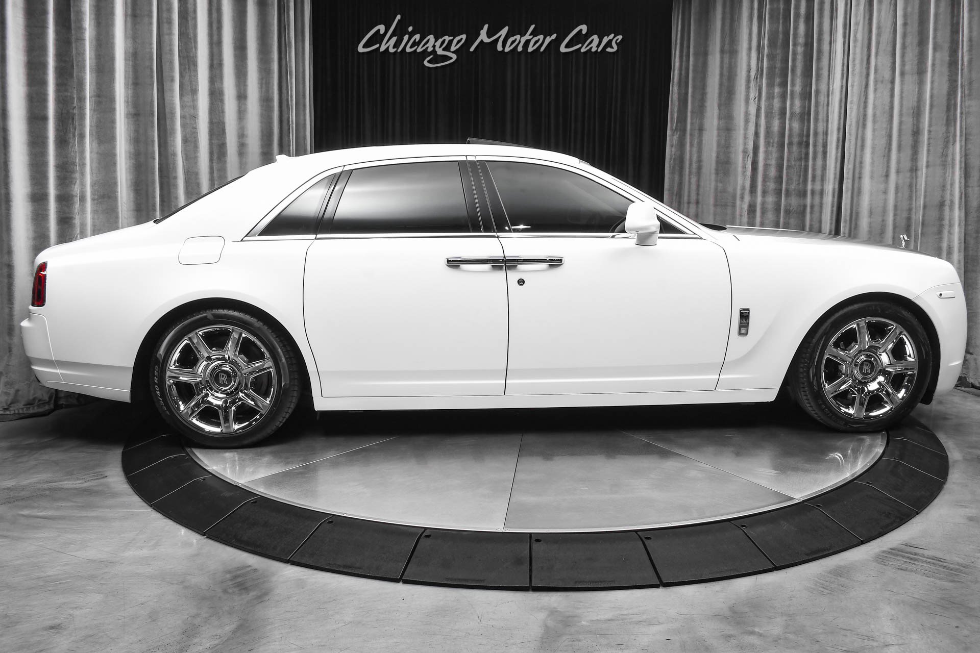 Used 2012 Rolls-Royce Ghost Sedan Panoroof Starlight Headl image 50