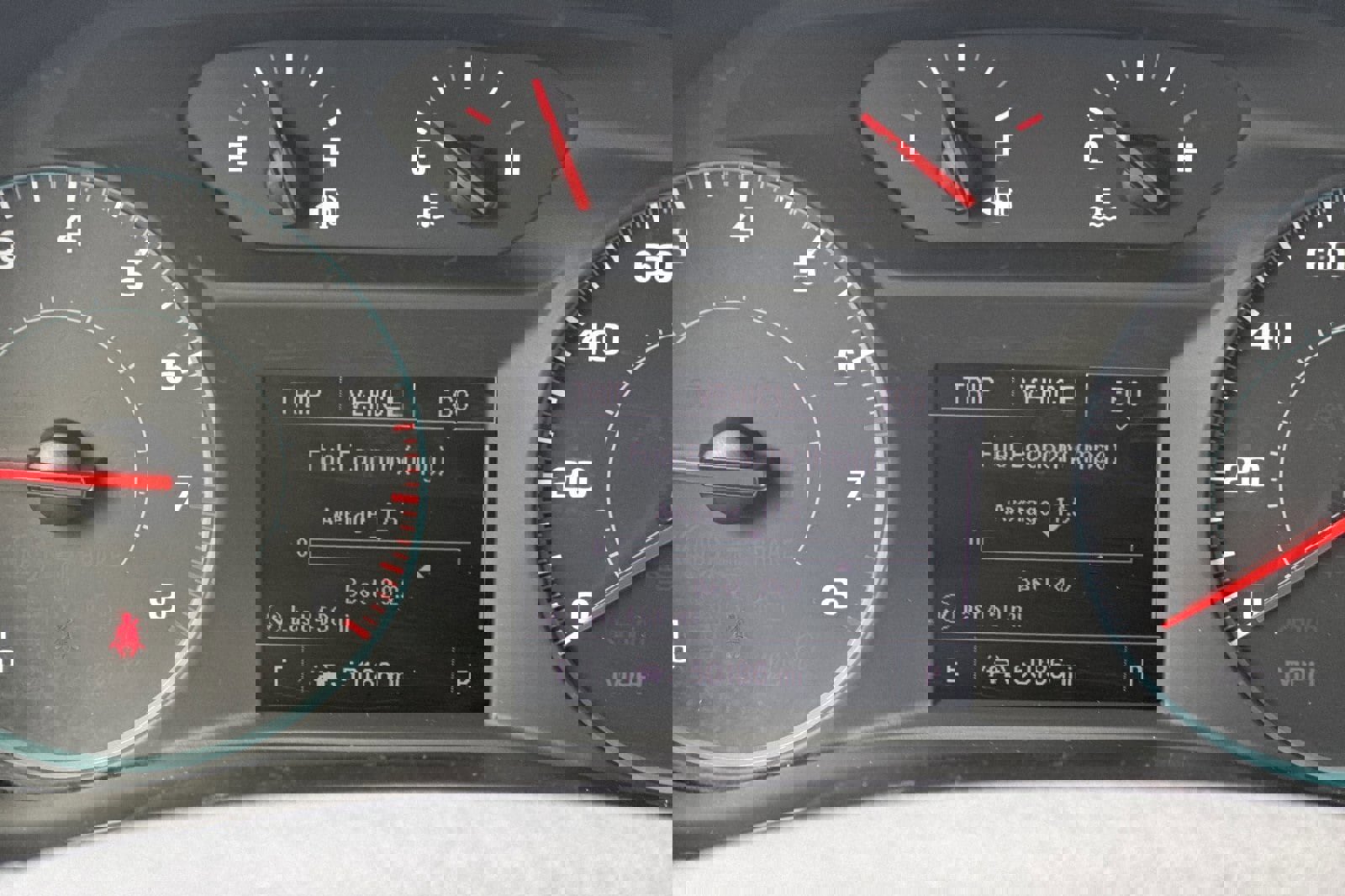 Used 2023 Chevrolet Traverse LT image 29