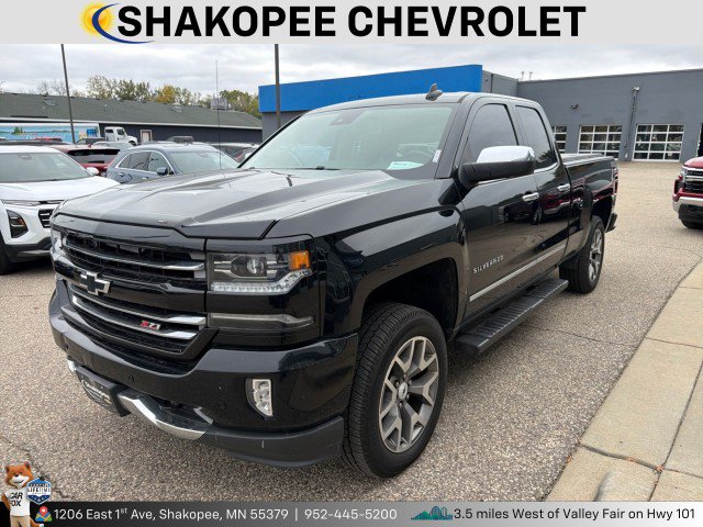 Used 2017 Chevrolet Silverado 1500 LTZ Z71 w/ LTZ Plus Package AWD/4WD image 1