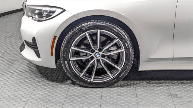 Used 2020 BMW 330i Sedan w/ Convenience Package image 37