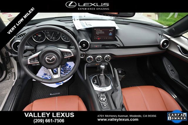 Used 2023 MAZDA MX-5 Miata Grand Touring w/ Weather Package image 9