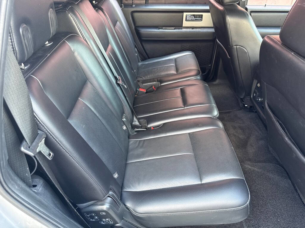 Used 2015 Ford Expedition Limited w/ Equipment Group 301A RWD image 15