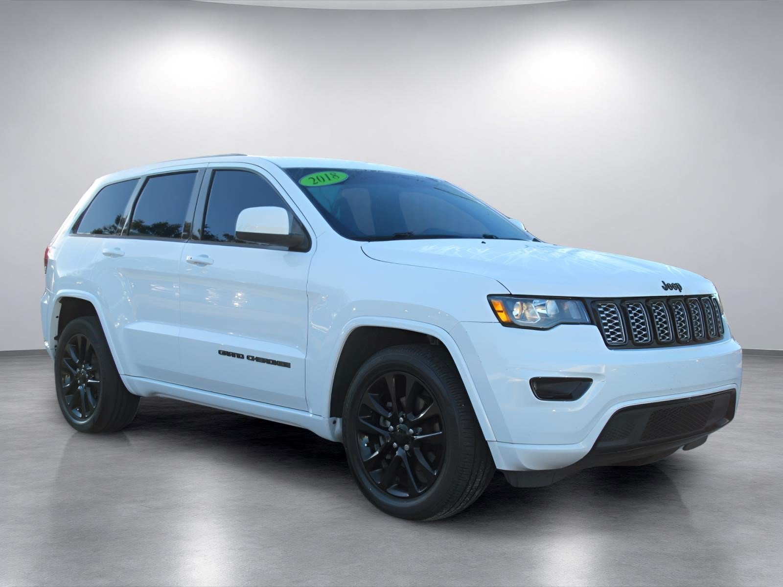 Used 2018 Jeep Grand Cherokee Altitude
