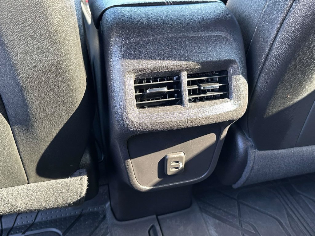 Used 2024 Chevrolet Equinox RS w/ LPO, Floor Liner Package FWD image 13