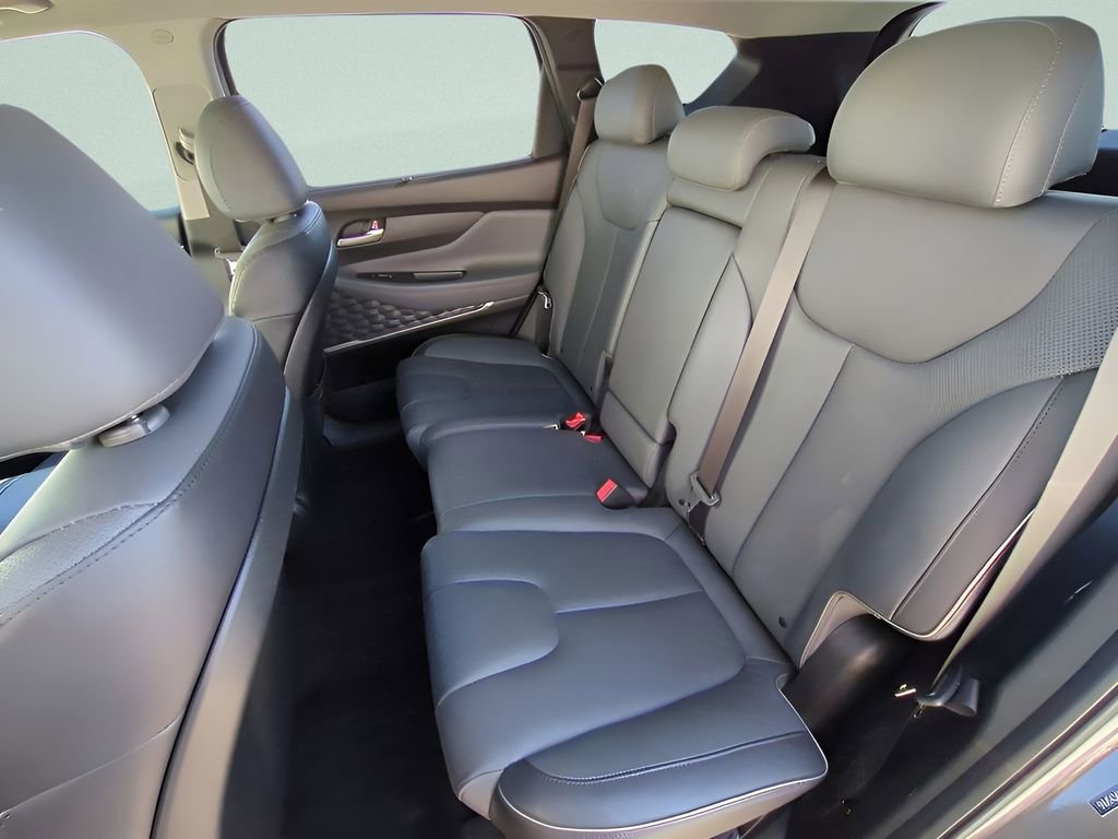 Used 2023 Hyundai Santa Fe Limited image 13