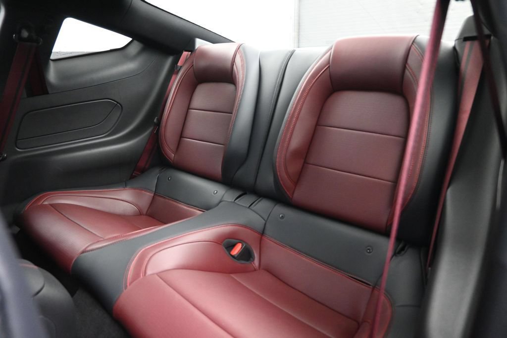 Used 2025 Ford Mustang GT Premium RWD image 27