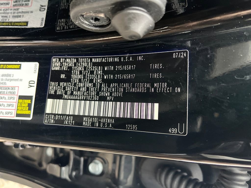 Certified 2024 Toyota Corolla Cross L image 28