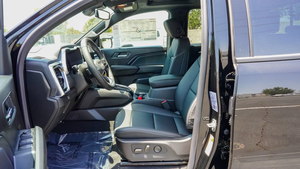 New 2026 GMC Canyon Elevation w/ Convenience Package RWD image 13