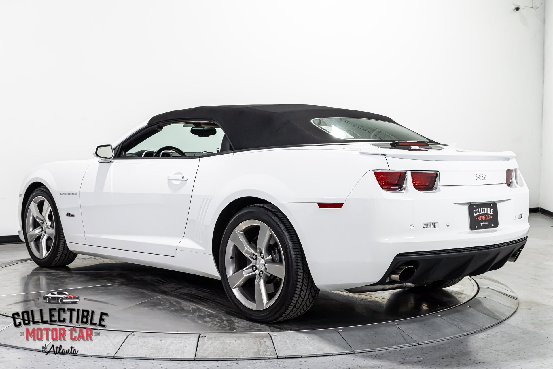 Used 2011 Chevrolet Camaro SS w/ RS Package image 9