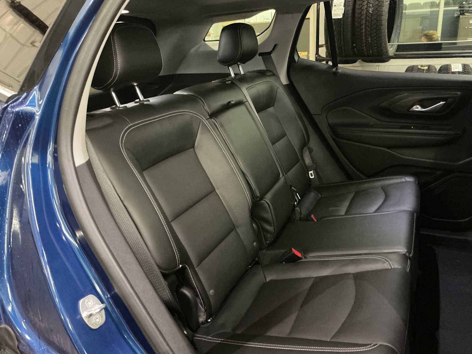 Used 2022 GMC Terrain SLT image 24