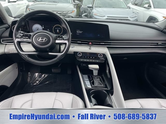 Used 2024 Hyundai Elantra Limited FWD image 12