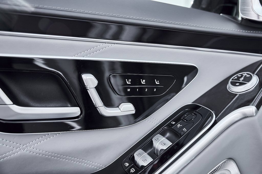 Used 2021 Mercedes-Benz Maybach S 580 4MATIC image 31
