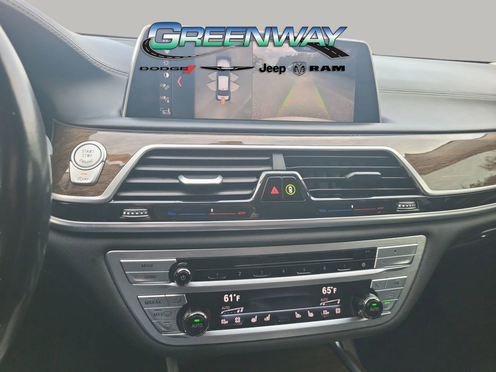 Used 2018 BMW 750i image 16