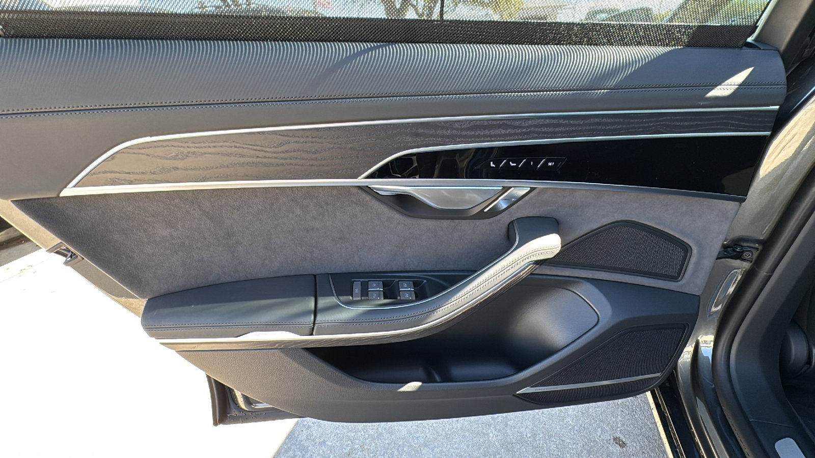 New 2026 Audi A8 L 3.0T AWD/4WD image 16