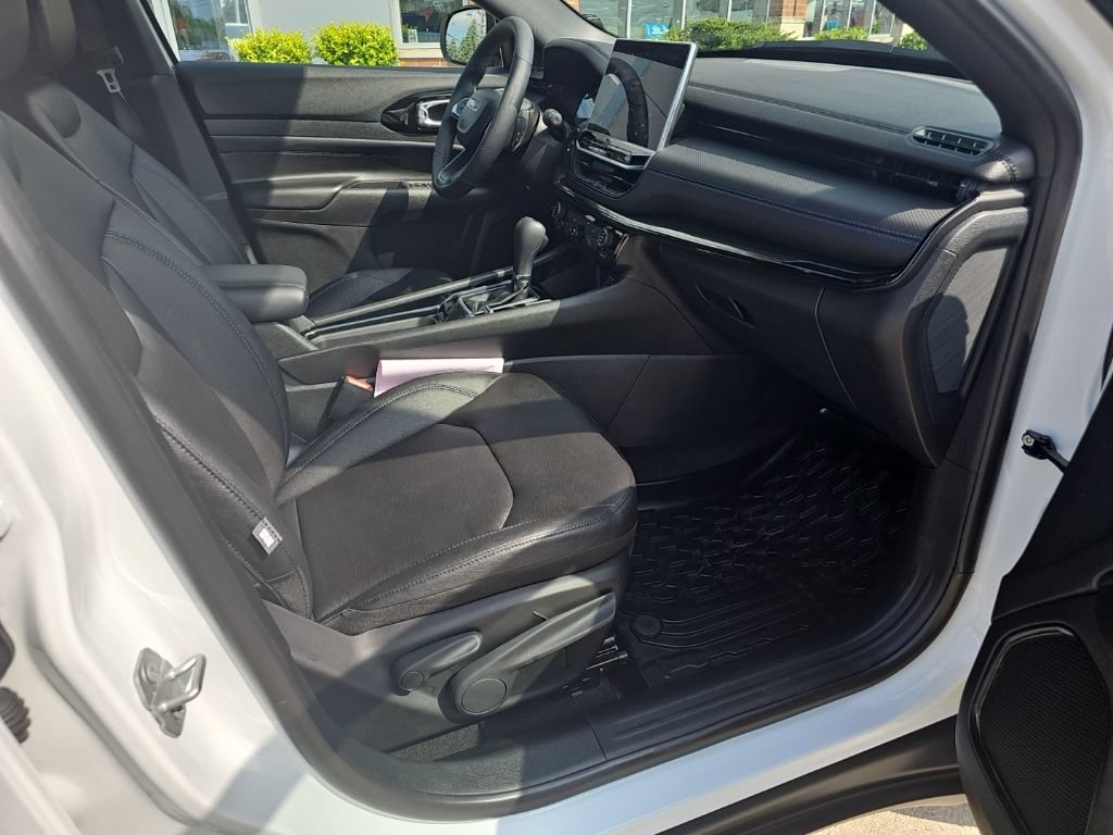 Certified 2026 Jeep Compass Limited AWD/4WD image 26