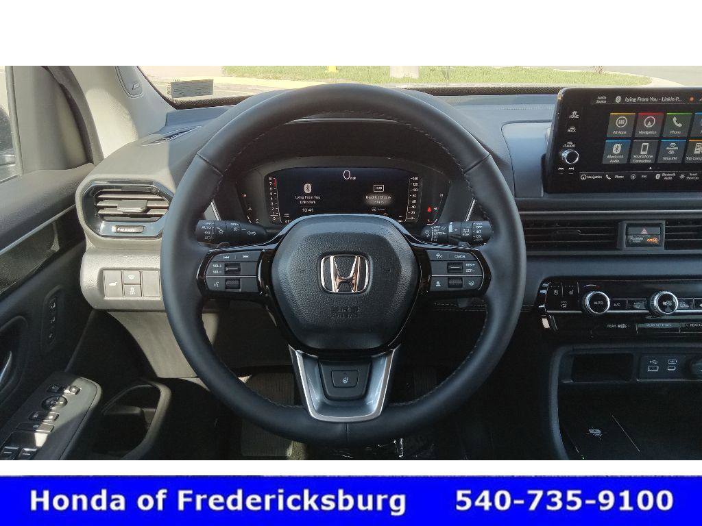 Certified 2025 Honda Pilot Elite image 13