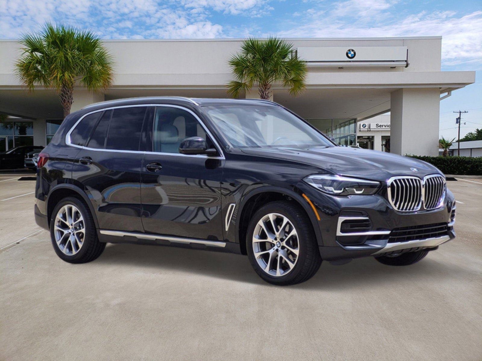 Certified 2023 BMW X5 xDrive40i w/ Premium Package AWD/4WD image 3