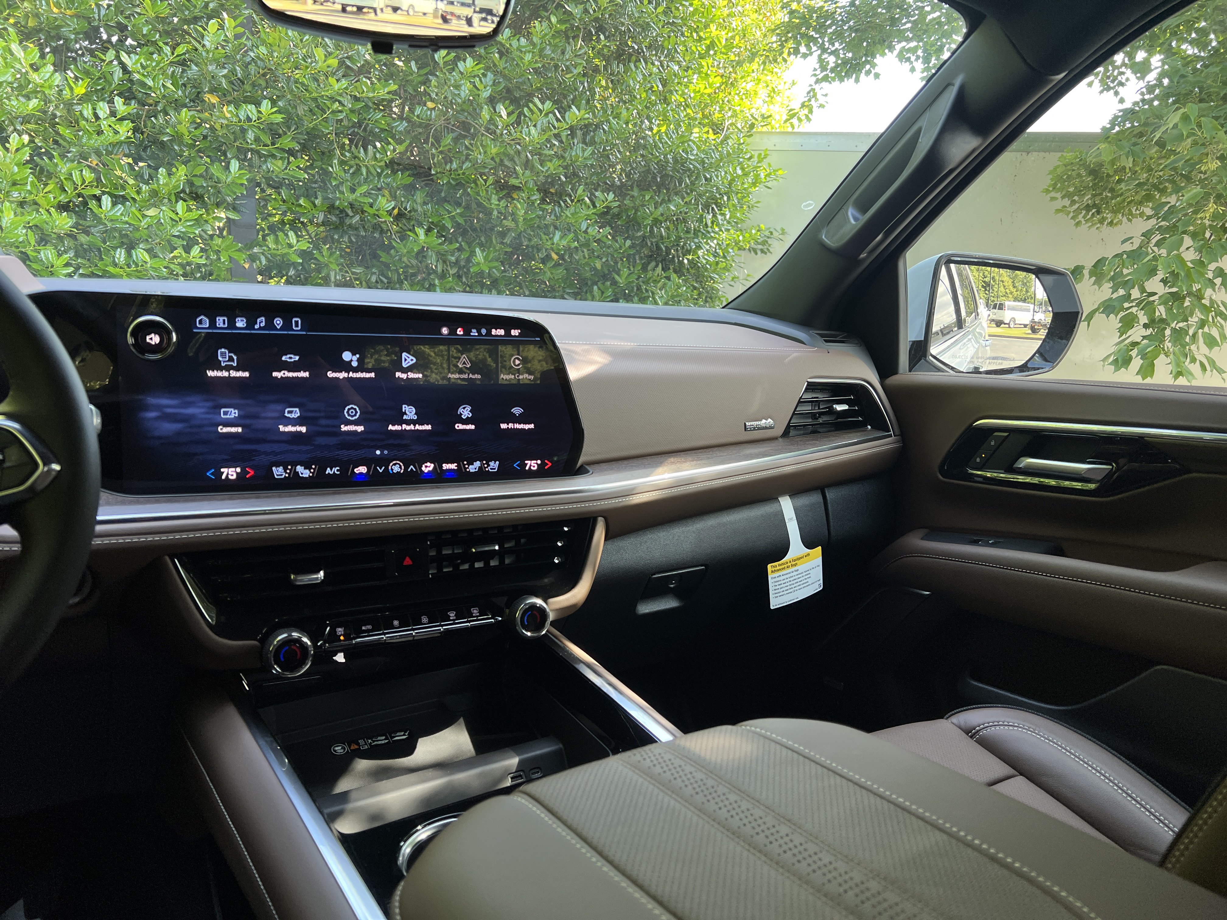 New 2026 Chevrolet Tahoe High Country AWD/4WD image 25
