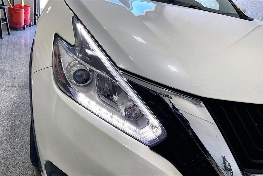 Used 2016 Nissan Murano S AWD/4WD image 31