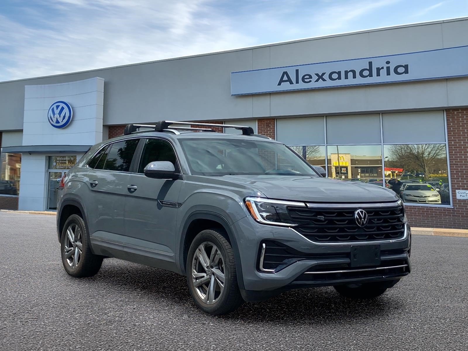 Used 2024 Volkswagen Atlas Cross Sport SEL R-Line