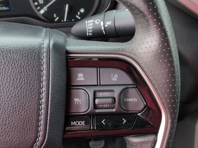 Used 2022 Toyota Tundra SR5 w/ Convenience Package image 17