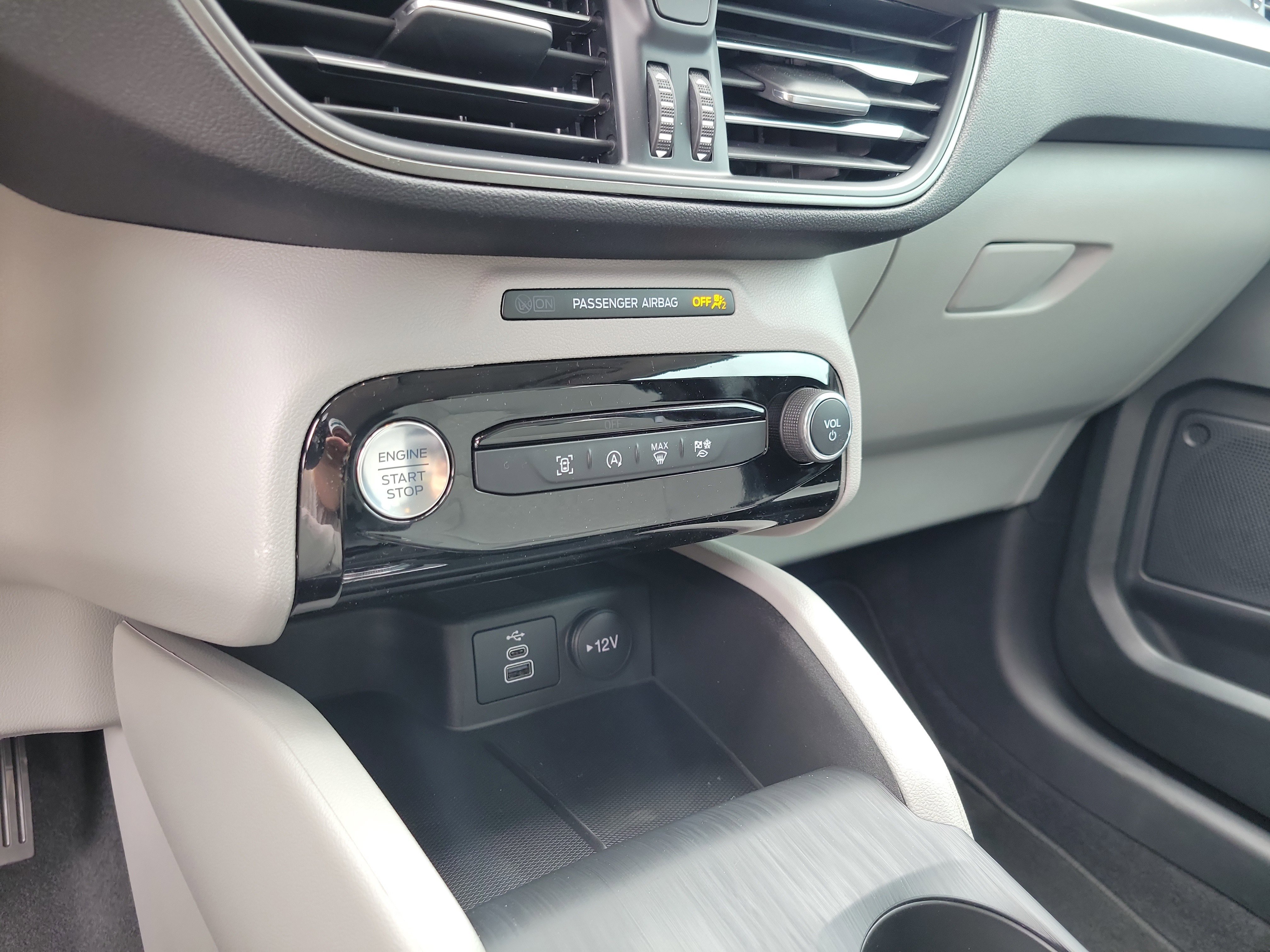 New 2026 Ford Escape Active w/ Tech Pack #1 FWD image 19