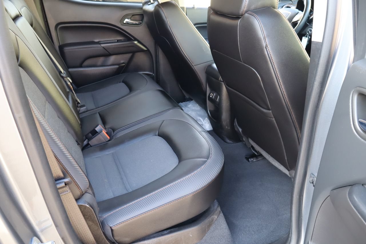 Used 2022 GMC Canyon AT4 AWD/4WD image 17
